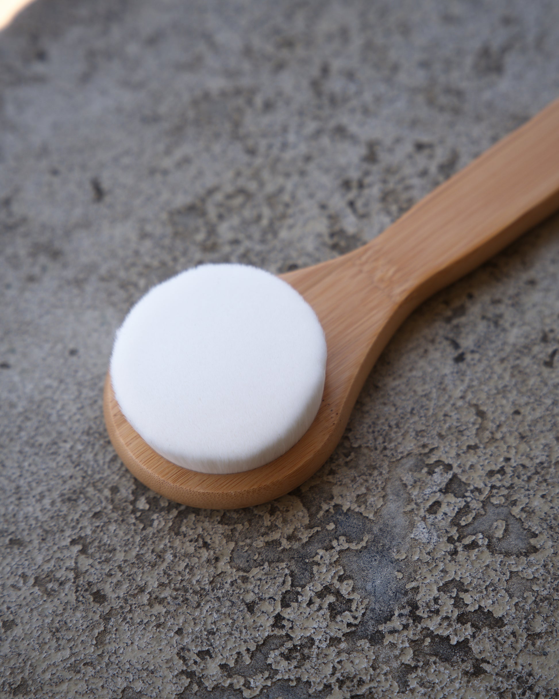 Close-up of ultra-fine dense bristles — 100,000 soft fibres that exfoliate gently with no redness or irritation